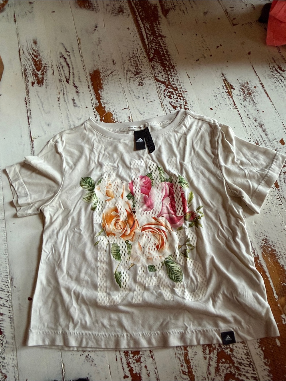 adidas Cream Short-Sleeve Tee with Pink and Peach Floral Print Sz XS